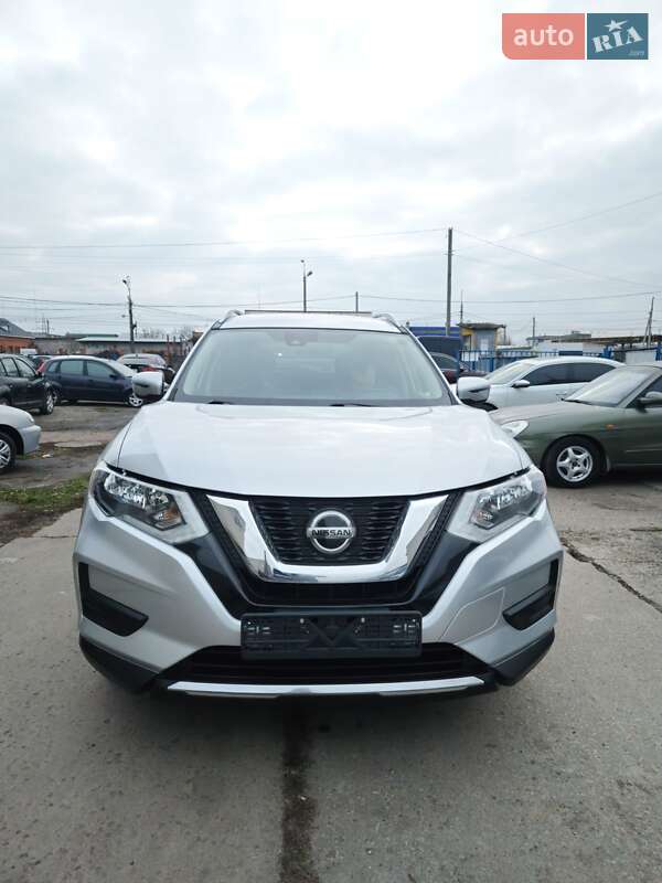 Внедорожник / Кроссовер Nissan Rogue 2018 в Сумах