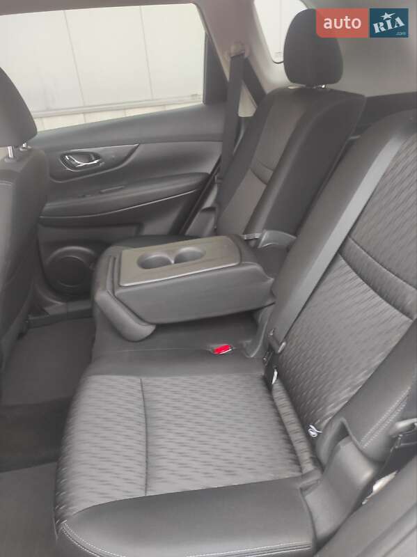 Внедорожник / Кроссовер Nissan Rogue 2018 в Киеве фото 13 Внедорожник / Кроссовер Nissan Rogue 2018 в Киеве