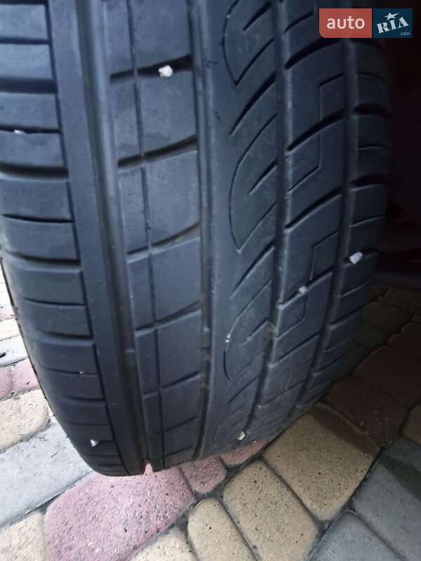 Внедорожник / Кроссовер Nissan Rogue 2017 в Ракитном