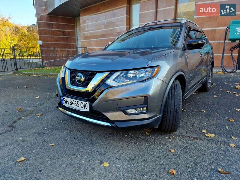 Позашляховик / Кросовер Nissan Rogue 2018 в Одесі