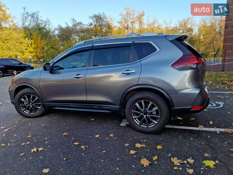 Позашляховик / Кросовер Nissan Rogue 2018 в Одесі