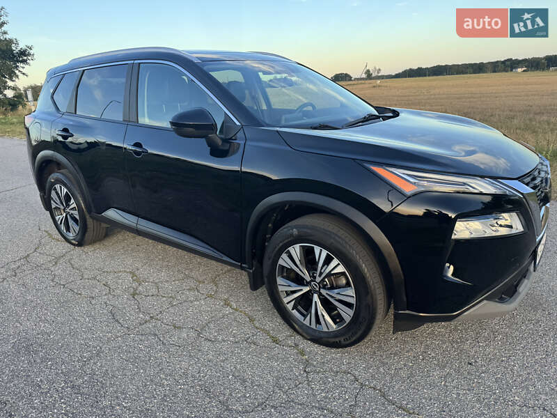 Внедорожник / Кроссовер Nissan Rogue 2022 в Киеве