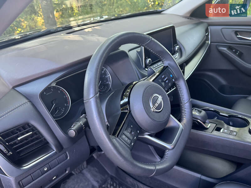 Внедорожник / Кроссовер Nissan Rogue 2022 в Киеве