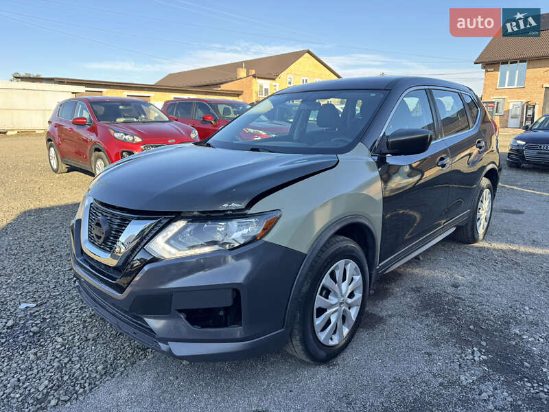 Позашляховик / Кросовер Nissan Rogue 2017 в Луцьку