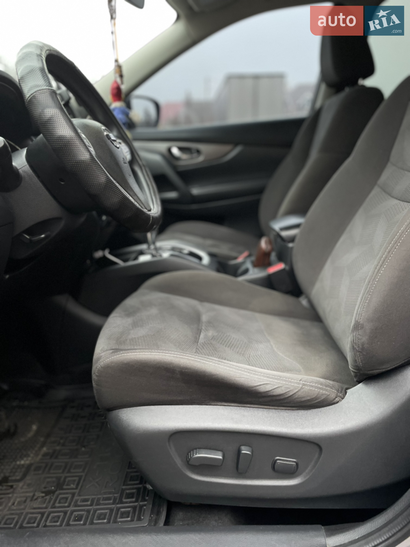 2015 Nissan Rogue - мініатюра 14