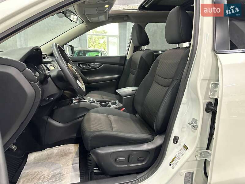 Внедорожник / Кроссовер Nissan Rogue 2017 в Каменском фото 11 Внедорожник / Кроссовер Nissan Rogue 2017 в Каменском