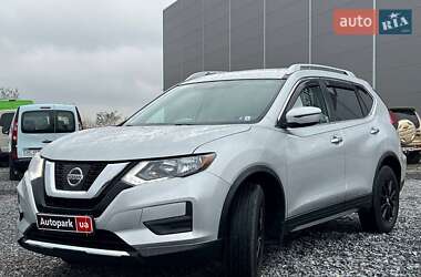 Позашляховик / Кросовер Nissan Rogue 2017 в Львові
