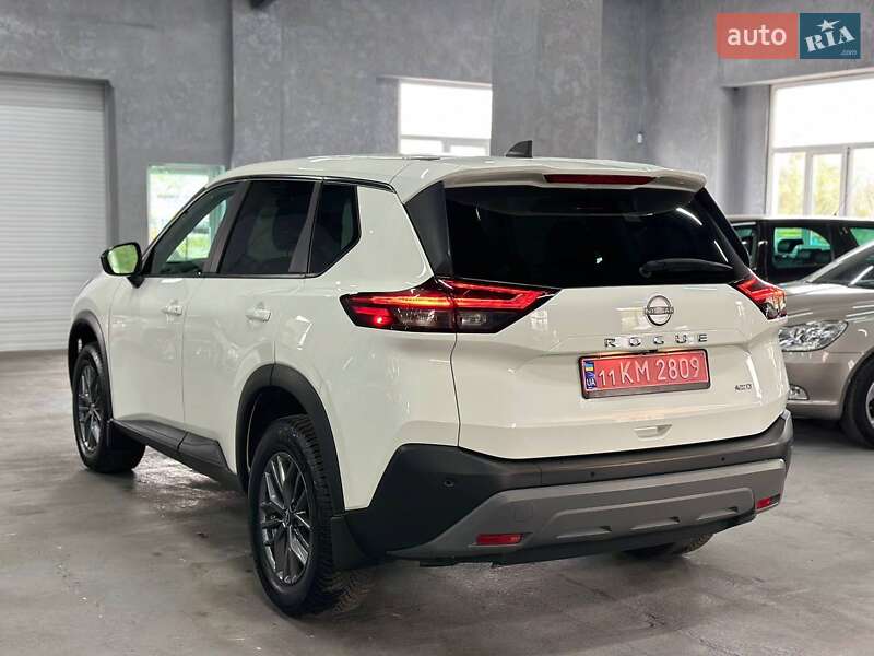 Внедорожник / Кроссовер Nissan Rogue 2023 в Каменском