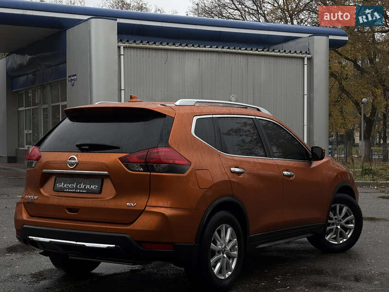 Позашляховик / Кросовер Nissan Rogue 2016 в Миколаєві