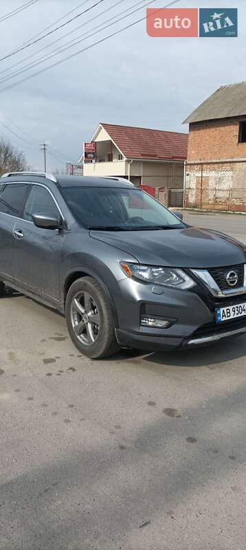 Внедорожник / Кроссовер Nissan Rogue 2017 в Жмеринке
