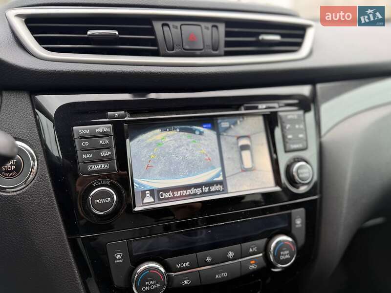 Внедорожник / Кроссовер Nissan Rogue 2015 в Киеве