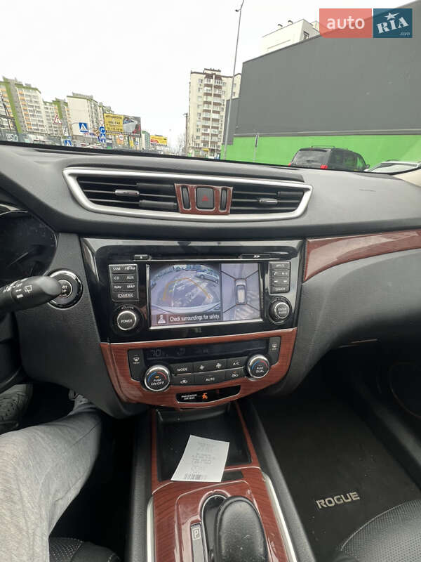 Внедорожник / Кроссовер Nissan Rogue 2014 в Вишневом фото 26 Внедорожник / Кроссовер Nissan Rogue 2014 в Вишневом