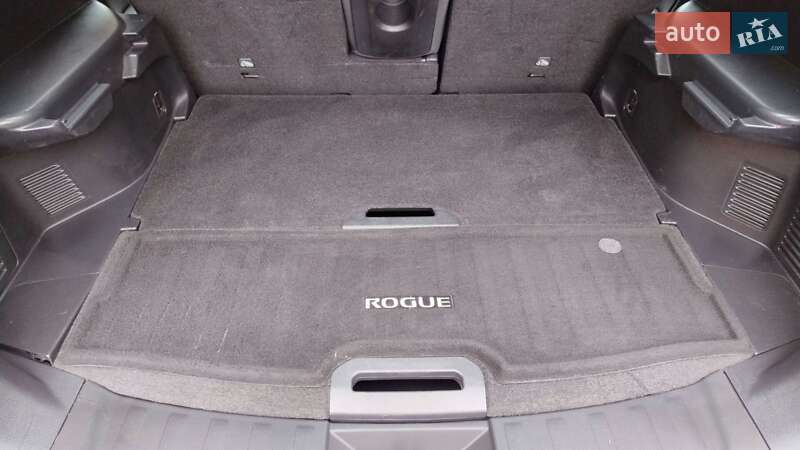 Внедорожник / Кроссовер Nissan Rogue 2019 в Ровно