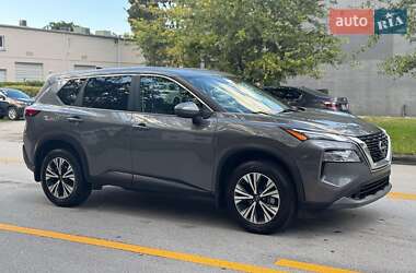 Внедорожник / Кроссовер Nissan Rogue 2022 в Львове