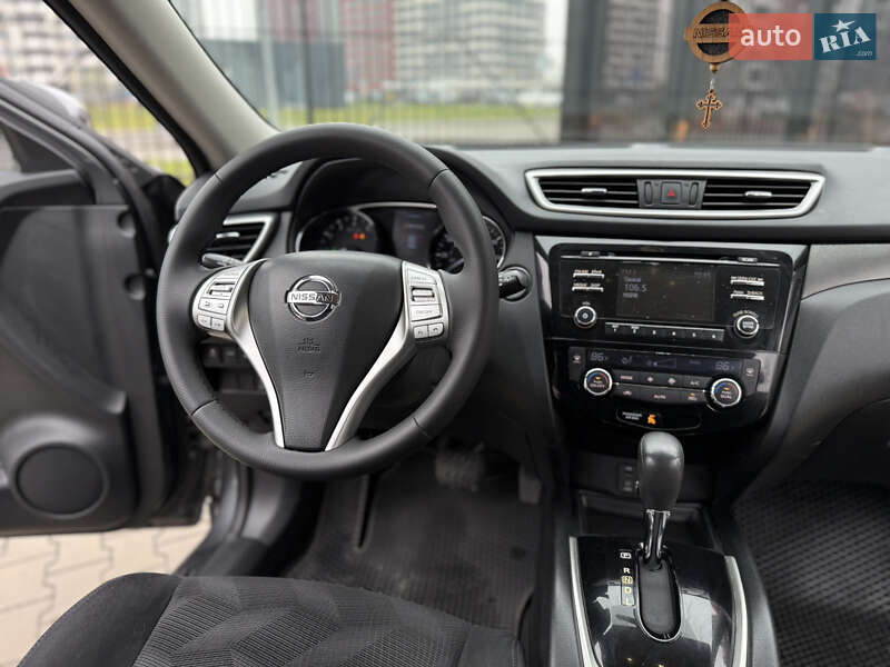 Внедорожник / Кроссовер Nissan Rogue 2014 в Киеве