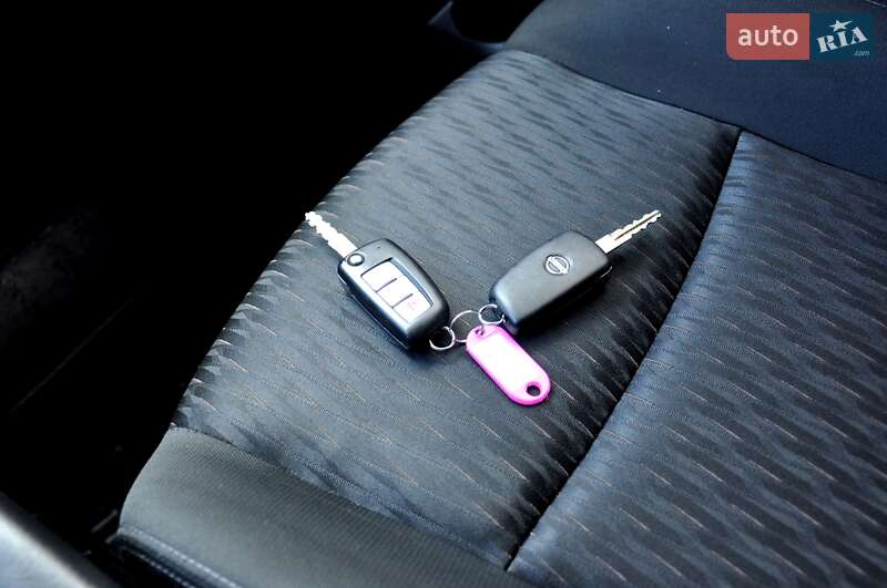 Позашляховик / Кросовер Nissan Rogue 2018 в Львові фото 37 Позашляховик / Кросовер Nissan Rogue 2018 в Львові