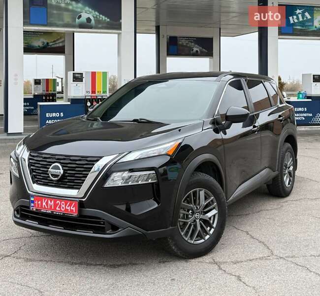 Внедорожник / Кроссовер Nissan Rogue 2021 в Днепре