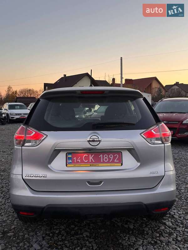 Внедорожник / Кроссовер Nissan Rogue 2015 в Львове