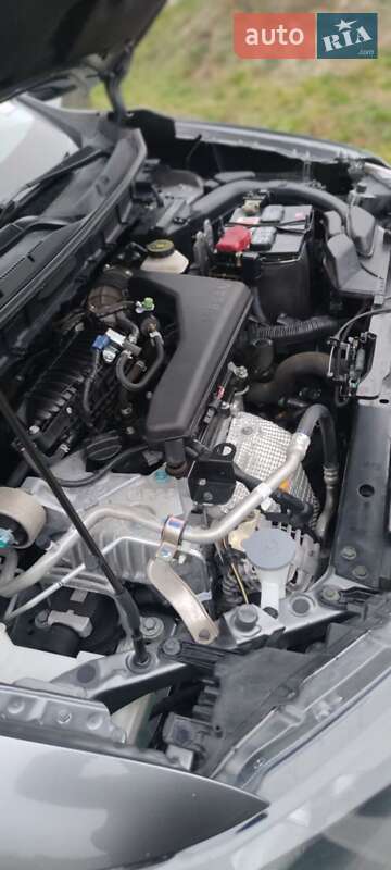 Внедорожник / Кроссовер Nissan Rogue 2017 в Ровно фото 22 Внедорожник / Кроссовер Nissan Rogue 2017 в Ровно