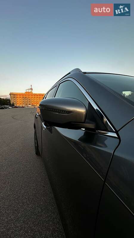 Позашляховик / Кросовер Nissan Rogue 2017 в Харкові