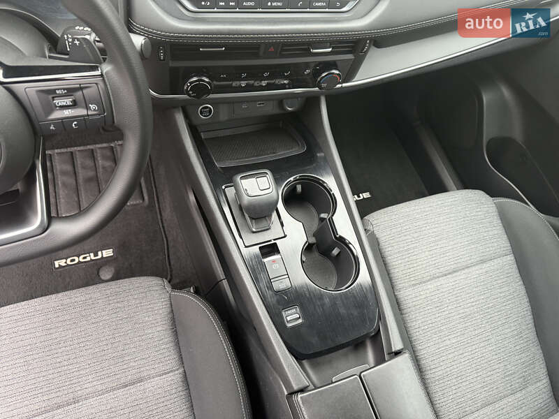 Внедорожник / Кроссовер Nissan Rogue 2021 в Ровно фото 28 Внедорожник / Кроссовер Nissan Rogue 2021 в Ровно