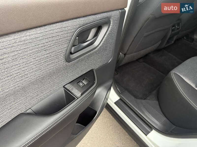 Внедорожник / Кроссовер Nissan Rogue 2021 в Ровно фото 39 Внедорожник / Кроссовер Nissan Rogue 2021 в Ровно