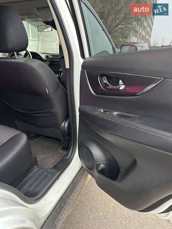 Внедорожник / Кроссовер Nissan Rogue 2019 в Киеве