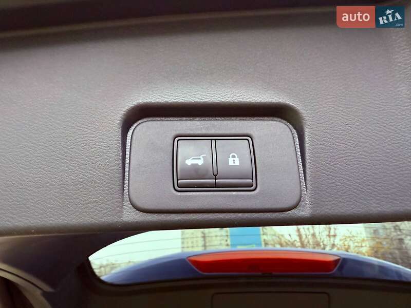 Внедорожник / Кроссовер Nissan Rogue 2021 в Харькове