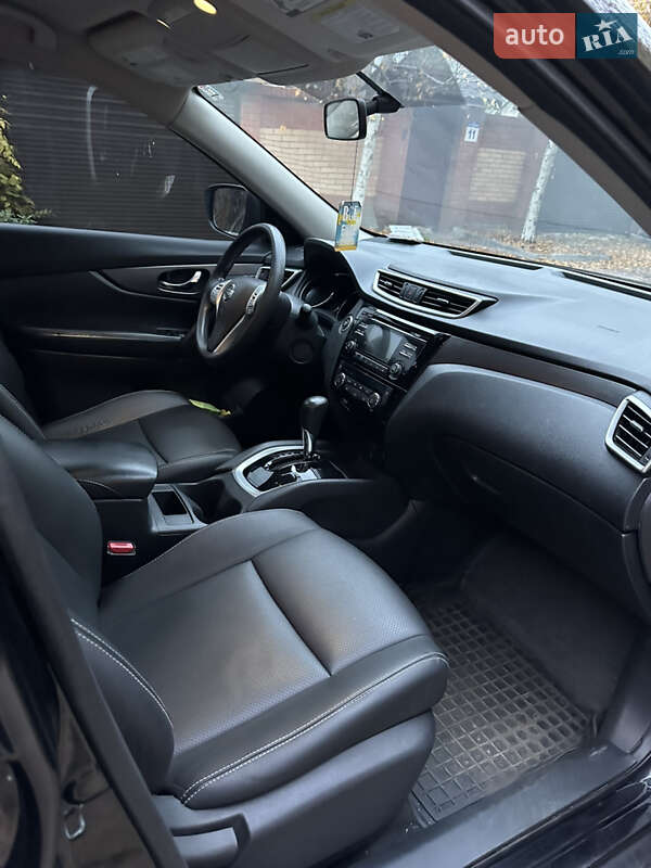 Внедорожник / Кроссовер Nissan Rogue 2015 в Одессе