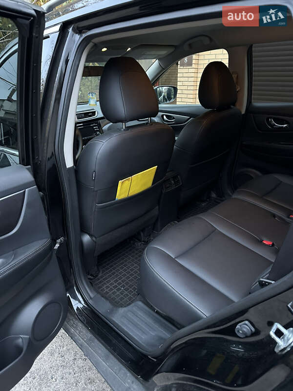 Внедорожник / Кроссовер Nissan Rogue 2015 в Одессе