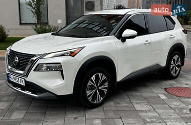 Внедорожник / Кроссовер Nissan Rogue 2021 в Киеве