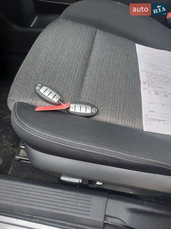 Внедорожник / Кроссовер Nissan Rogue 2021 в Харькове