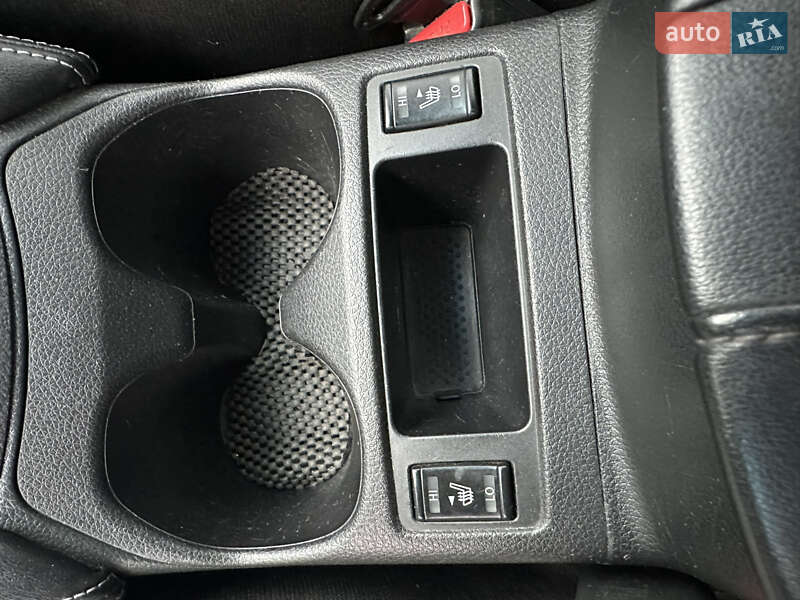 Позашляховик / Кросовер Nissan Rogue 2017 в Києві фото 30 Позашляховик / Кросовер Nissan Rogue 2017 в Києві