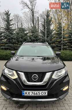 Позашляховик / Кросовер Nissan Rogue 2017 в Харкові