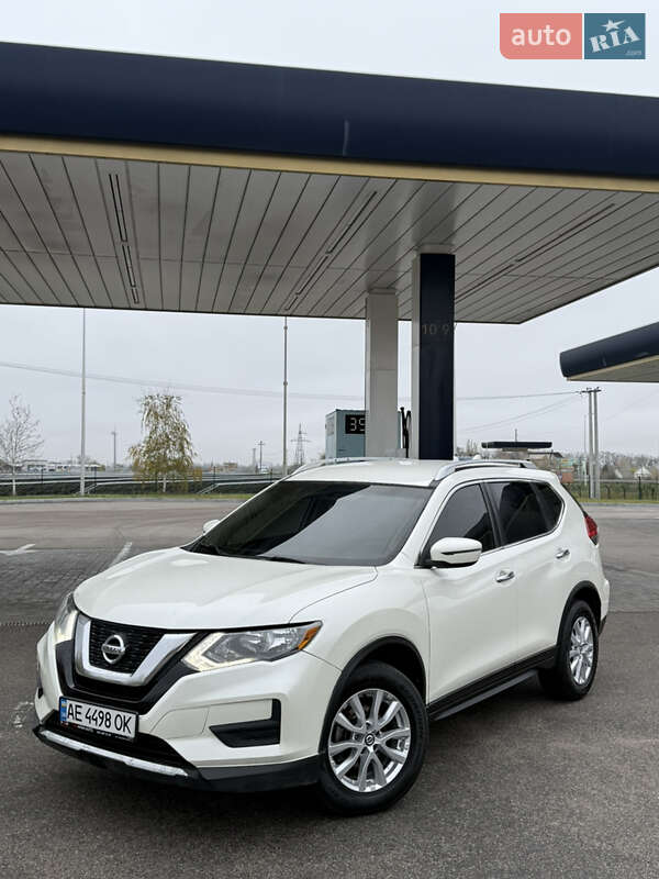 Внедорожник / Кроссовер Nissan Rogue 2017 в Днепре фото 4 Внедорожник / Кроссовер Nissan Rogue 2017 в Днепре