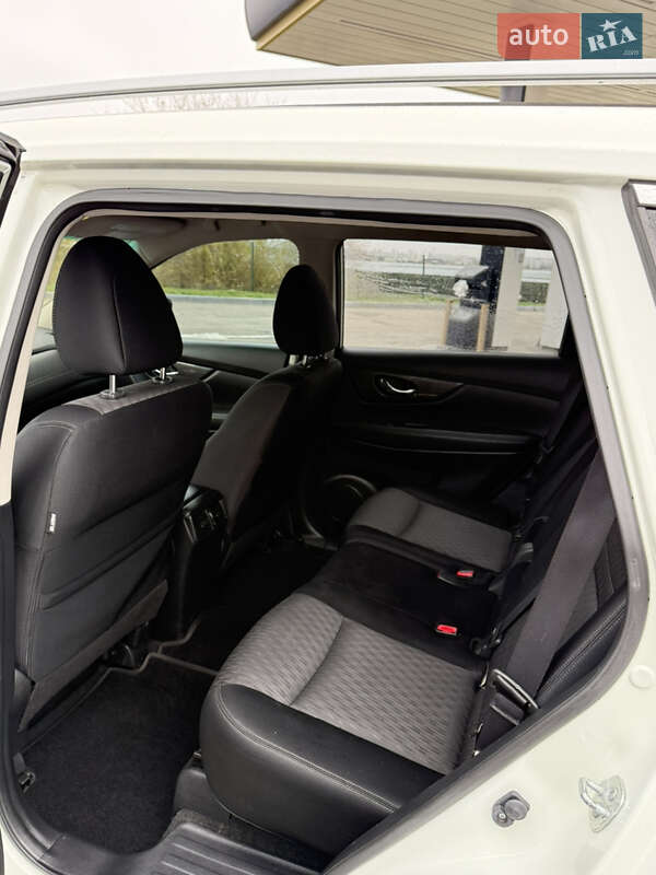 Внедорожник / Кроссовер Nissan Rogue 2017 в Днепре фото 20 Внедорожник / Кроссовер Nissan Rogue 2017 в Днепре