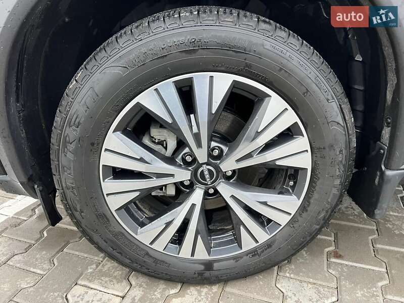 Позашляховик / Кросовер Nissan Rogue 2021 в Вінниці