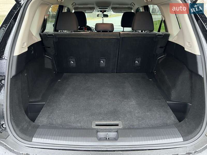 Позашляховик / Кросовер Nissan Rogue 2021 в Вінниці