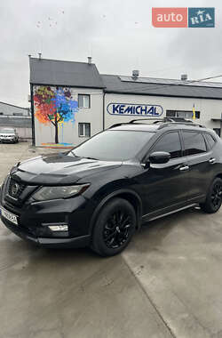 Внедорожник / Кроссовер Nissan Rogue 2018 в Белой Церкви