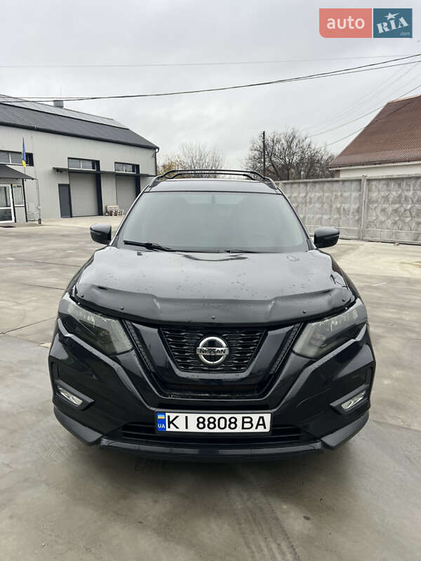 Позашляховик / Кросовер Nissan Rogue 2018 в Білій Церкві