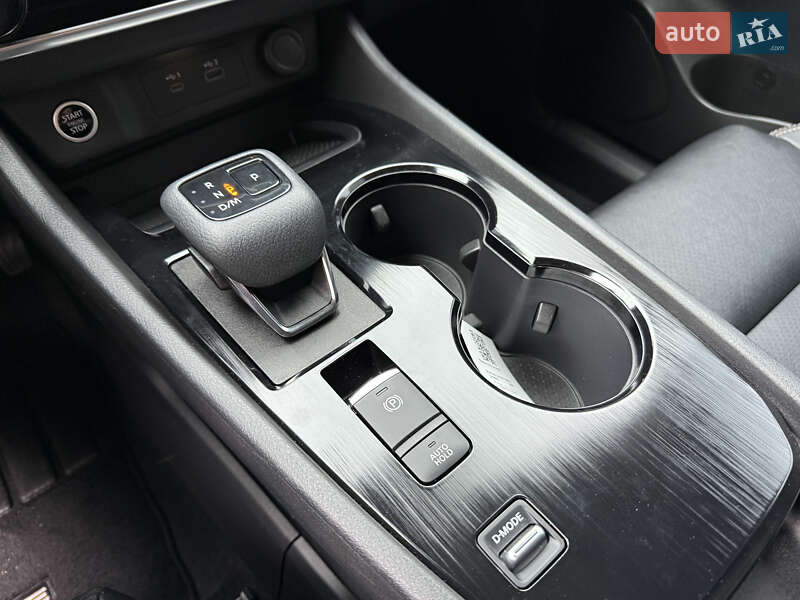 Внедорожник / Кроссовер Nissan Rogue 2021 в Киеве