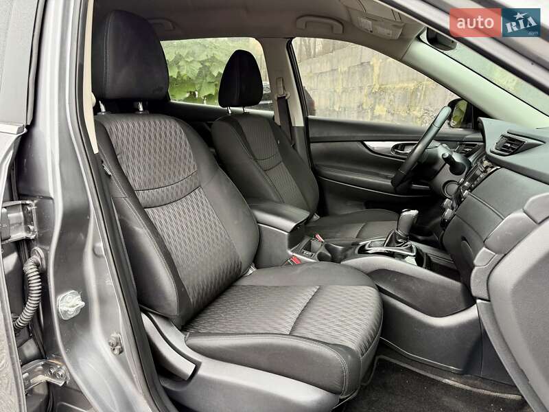 Позашляховик / Кросовер Nissan Rogue 2018 в Харкові