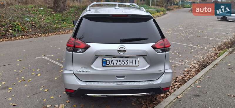 Внедорожник / Кроссовер Nissan Rogue 2018 в Кропивницком