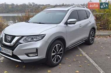 Внедорожник / Кроссовер Nissan Rogue 2018 в Кропивницком