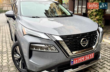 Внедорожник / Кроссовер Nissan Rogue 2020 в Киеве