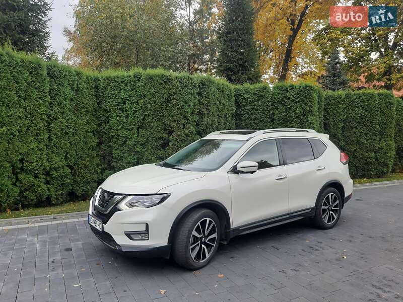 Внедорожник / Кроссовер Nissan Rogue 2018 в Луцке фото 3 Внедорожник / Кроссовер Nissan Rogue 2018 в Луцке