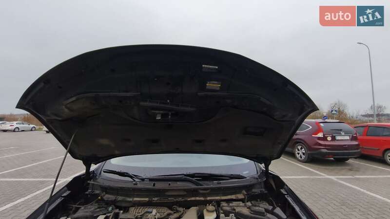 Внедорожник / Кроссовер Nissan Rogue 2020 в Львове