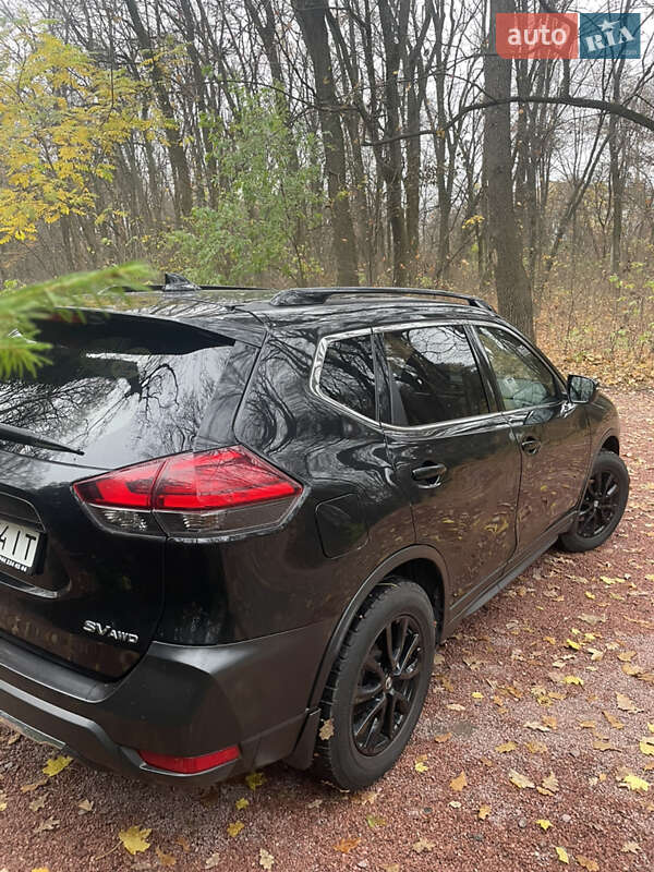 Позашляховик / Кросовер Nissan Rogue 2016 в Києві