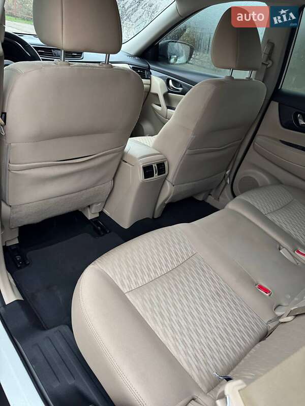 Внедорожник / Кроссовер Nissan Rogue 2019 в Харькове