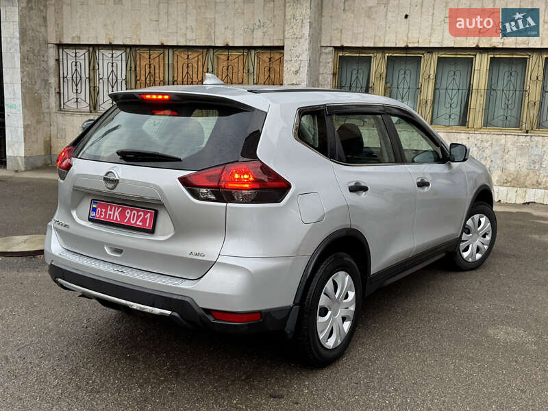 Внедорожник / Кроссовер Nissan Rogue 2018 в Ивано-Франковске